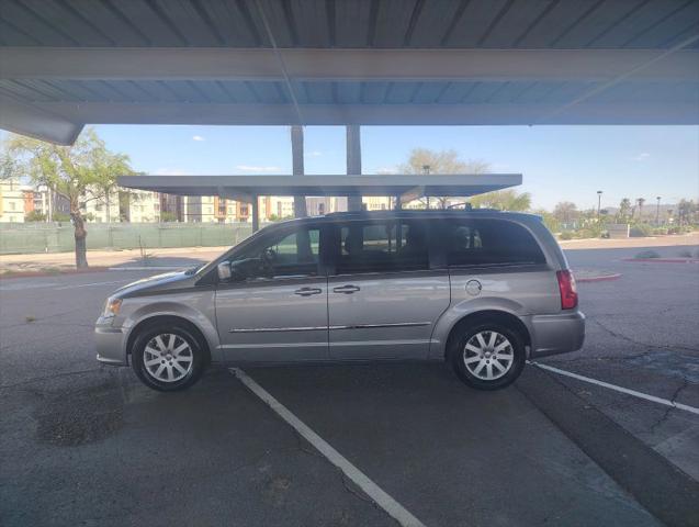 2015 Chrysler Town & Country Touring