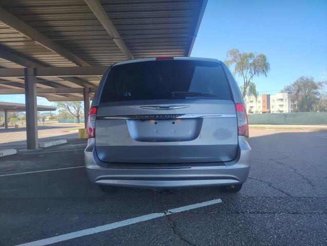 2015 Chrysler Town & Country Touring