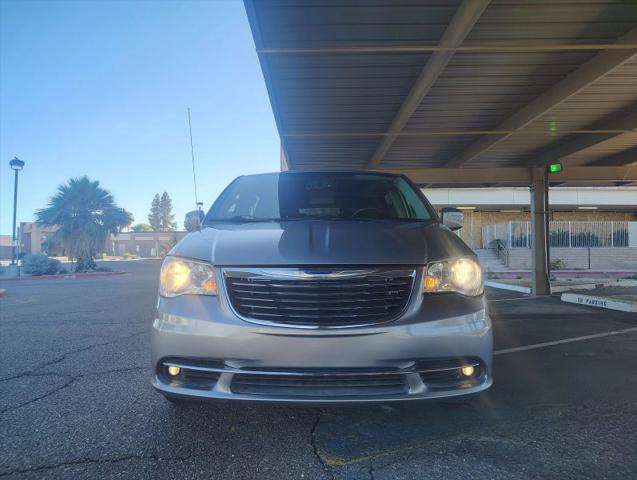 2015 Chrysler Town & Country Touring