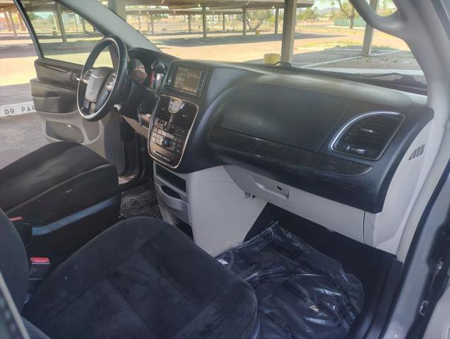 2015 Chrysler Town & Country Touring