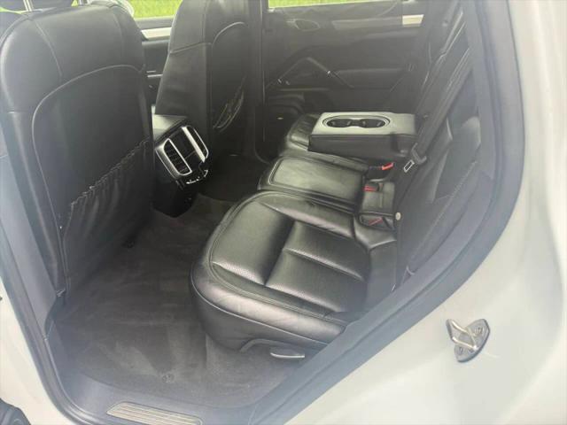 2016 Porsche Cayenne S