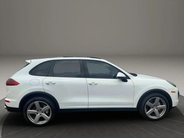 2016 Porsche Cayenne S
