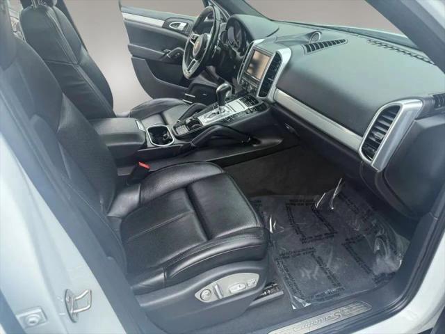 2016 Porsche Cayenne S