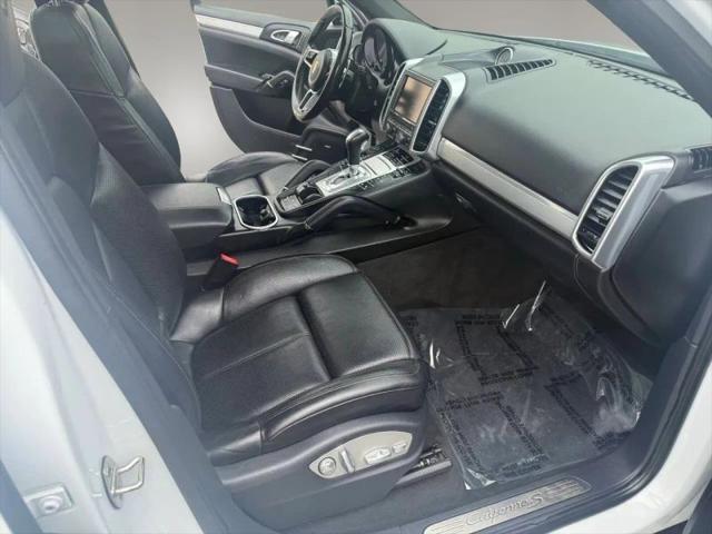 2016 Porsche Cayenne S