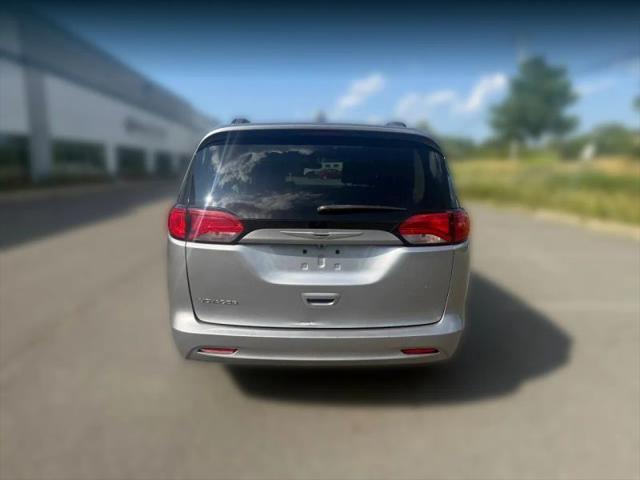 2021 Chrysler Voyager LXI