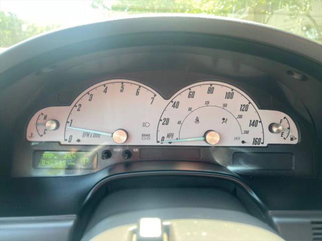 2002 Ford Thunderbird Base