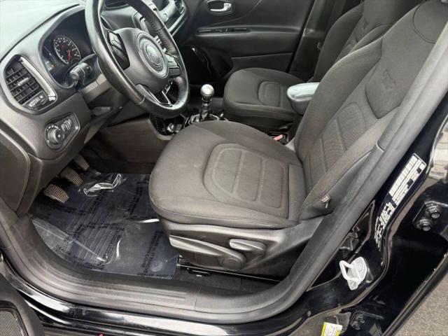 2017 Jeep Renegade Altitude FWD