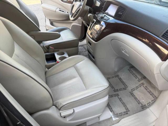 2015 Nissan Quest SV