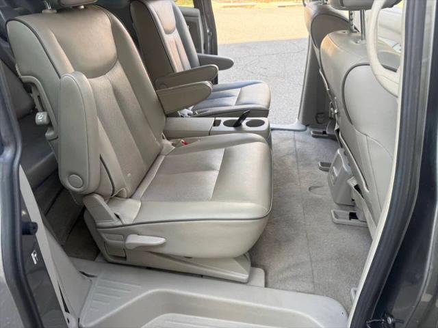 2015 Nissan Quest SV