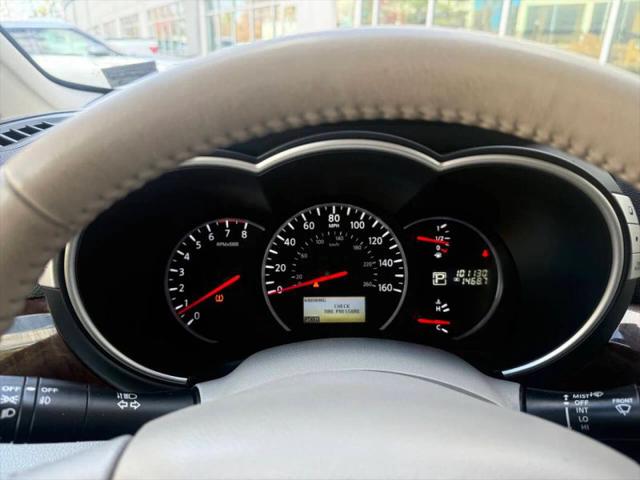 2015 Nissan Quest SV