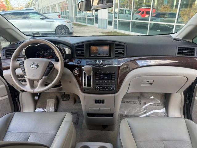 2015 Nissan Quest SV