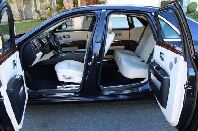 2013 Rolls-Royce Ghost Base