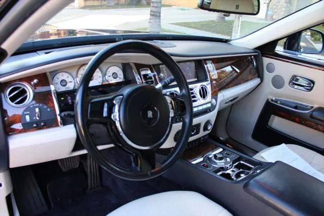 2013 Rolls-Royce Ghost Base