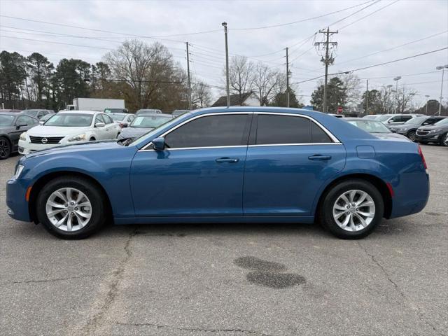 2022 Chrysler 300 Touring