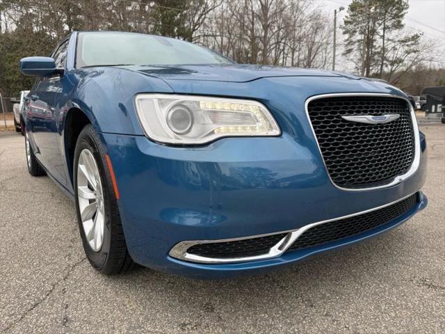 2022 Chrysler 300 Touring