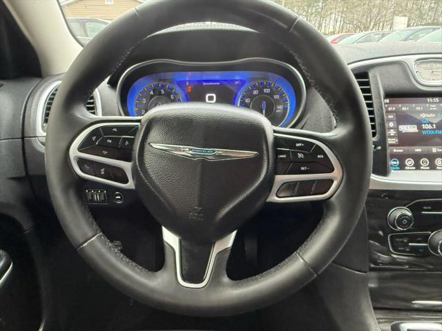 2022 Chrysler 300 Touring
