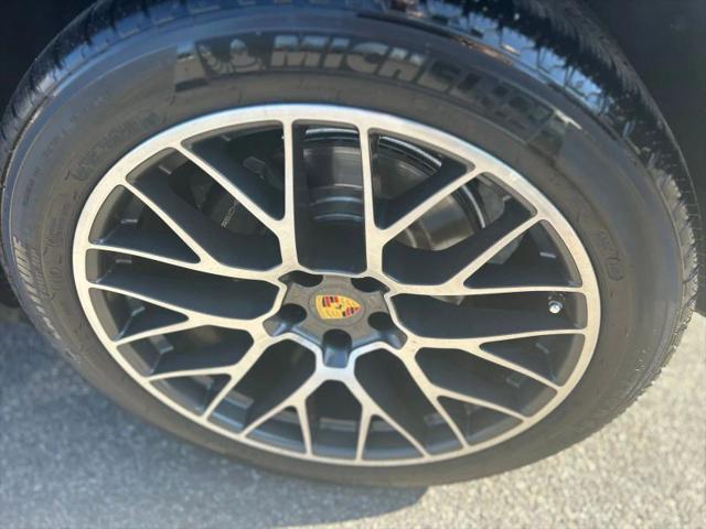 2018 Porsche Macan Sport Edition