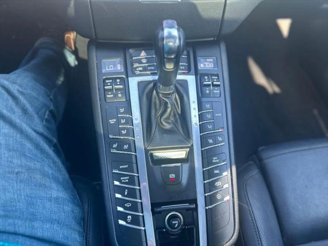 2018 Porsche Macan Sport Edition