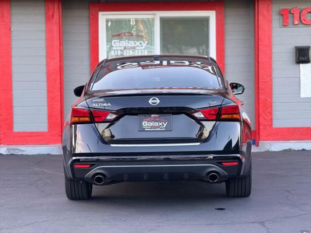 2021 Nissan Altima SR FWD