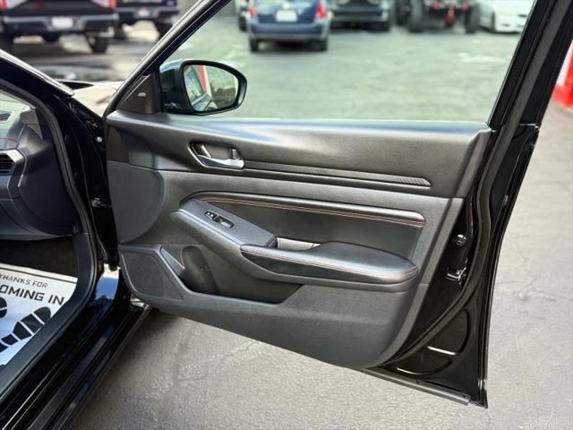 2021 Nissan Altima SR FWD