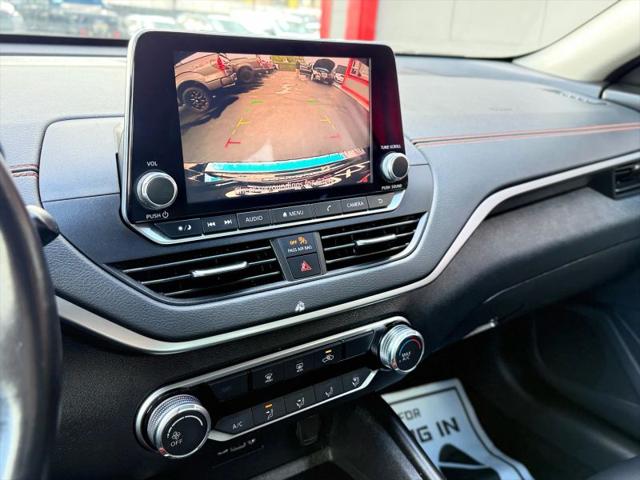 2021 Nissan Altima SR FWD