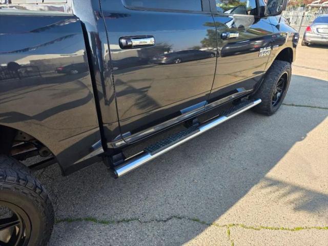 2017 Ram 1500 Big Horn Crew Cab 4x4 57 Box