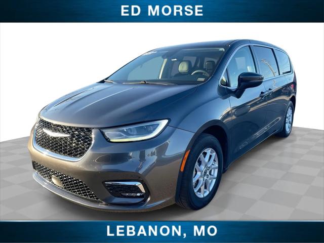2023 Chrysler Pacifica Touring L for sale in Lebanon, MO