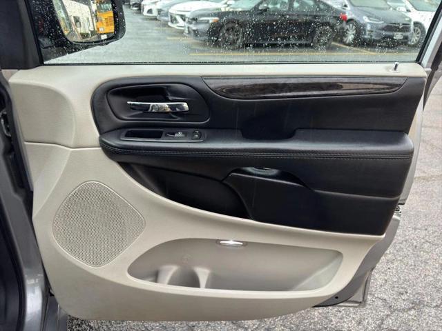2019 Dodge Grand Caravan SE
