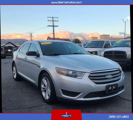 2015 Ford Taurus SE