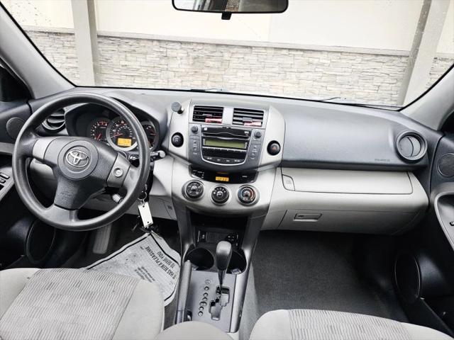 2009 Toyota RAV4 Base