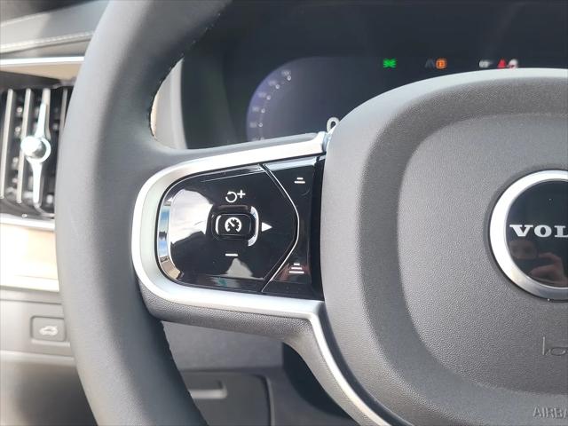 2026 Volvo XC90 Plug-In Hybrid Ultra, T8 AWD, Electric/Gasoline, Bright, 7 Seats