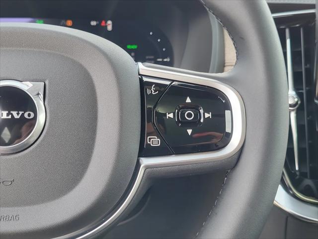 2026 Volvo XC90 Plug-In Hybrid Ultra, T8 AWD, Electric/Gasoline, Bright, 7 Seats