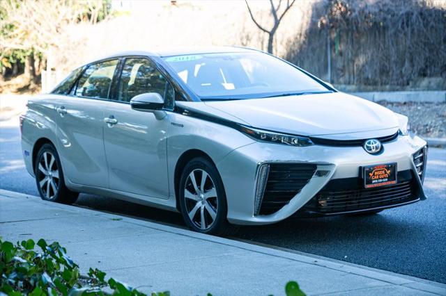2018 Toyota Mirai Base