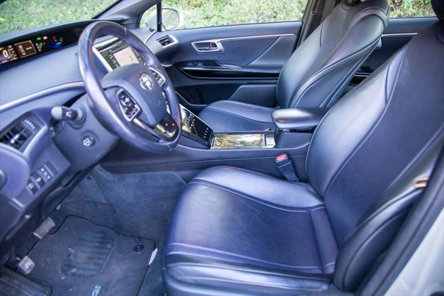 2018 Toyota Mirai Base