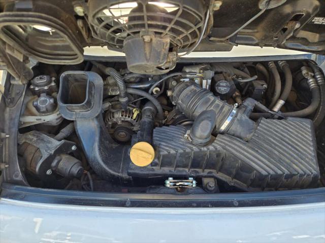 2001 Porsche 911 Carrera 4