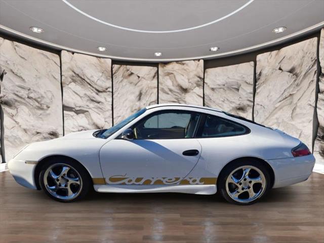 2001 Porsche 911 Carrera 4