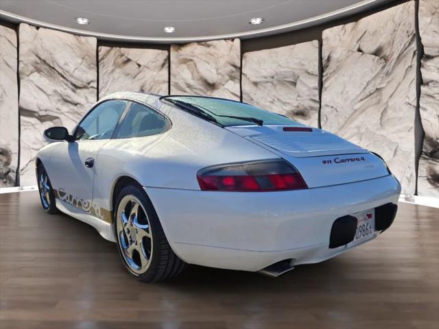 2001 Porsche 911 Carrera 4