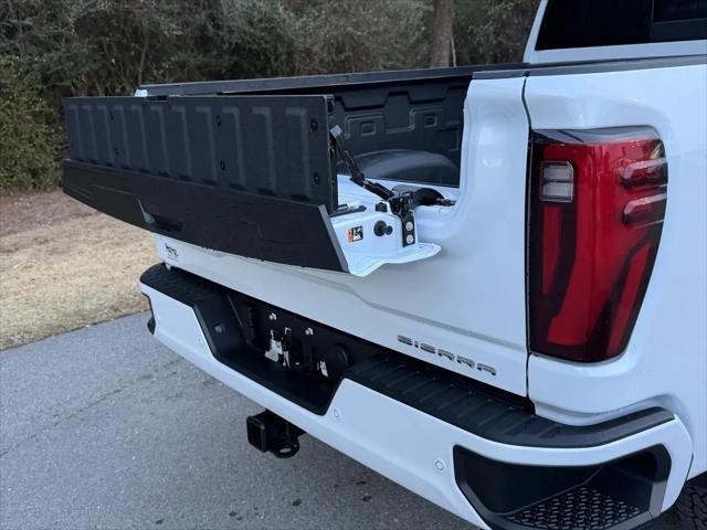 2026 GMC Sierra 2500HD Crew Cab, Standard Bed, Denali, 4WD