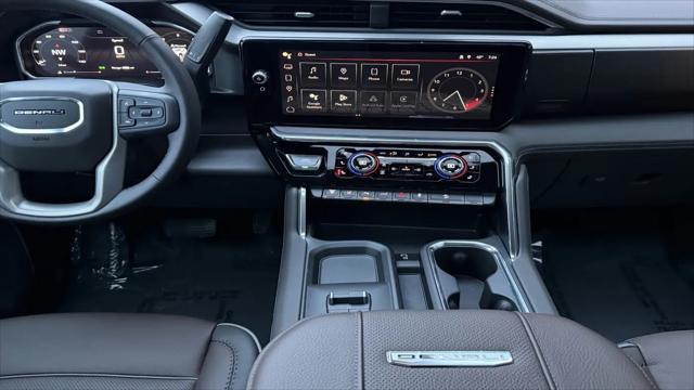 2026 GMC Sierra 2500HD Crew Cab, Standard Bed, Denali, 4WD