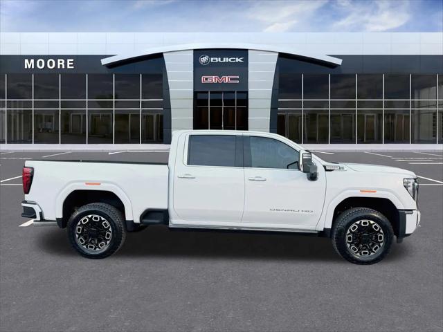 2026 GMC Sierra 2500HD Crew Cab, Standard Bed, Denali, 4WD