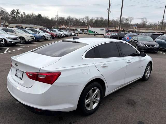2022 Chevrolet Malibu FWD LS