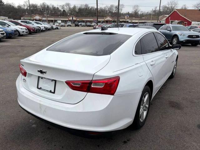 2022 Chevrolet Malibu FWD LS