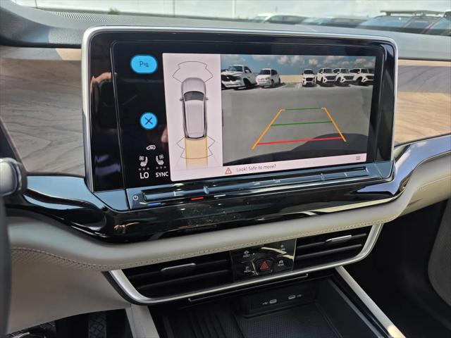 2026 Volkswagen Atlas SE with Technology