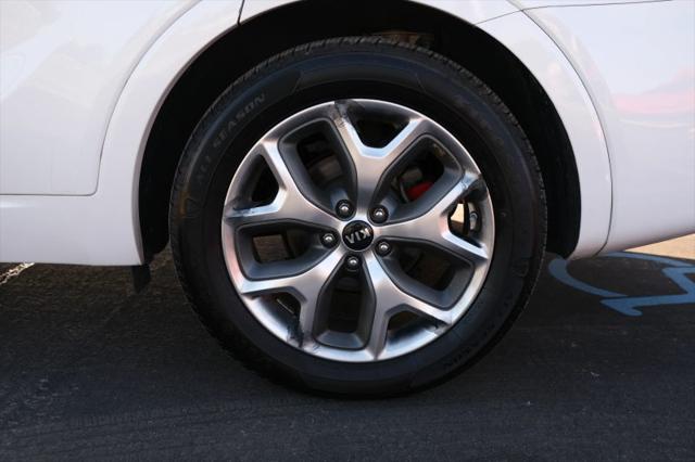 2019 Kia Sorento 3.3L SX