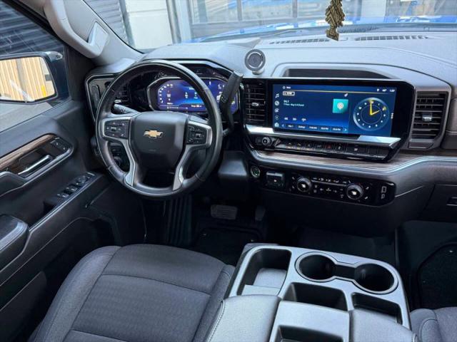 2024 Chevrolet Silverado 1500 4WD Crew Cab Standard Bed LT