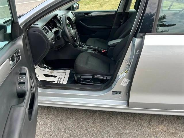 2015 Volkswagen Jetta 1.8T SE