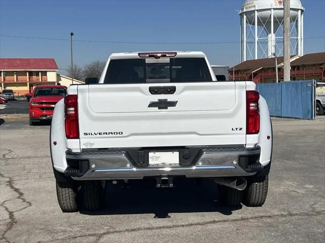 2026 Chevrolet Silverado 3500HD Crew Cab, Long Bed, LTZ Dual Rear Wheel, RWD