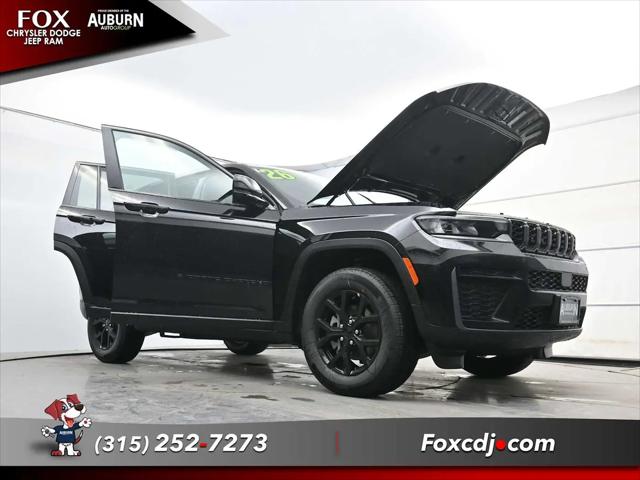 2026 Jeep Grand Cherokee Altitude 4x4