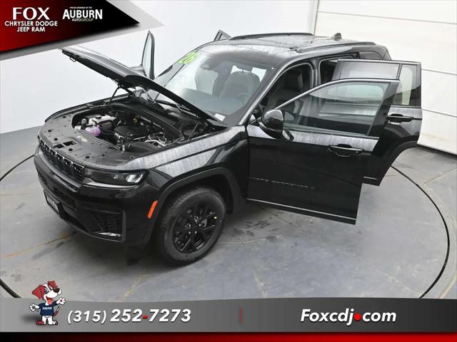 2026 Jeep Grand Cherokee Altitude 4x4