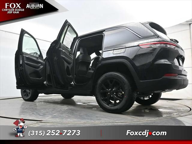 2026 Jeep Grand Cherokee Altitude 4x4